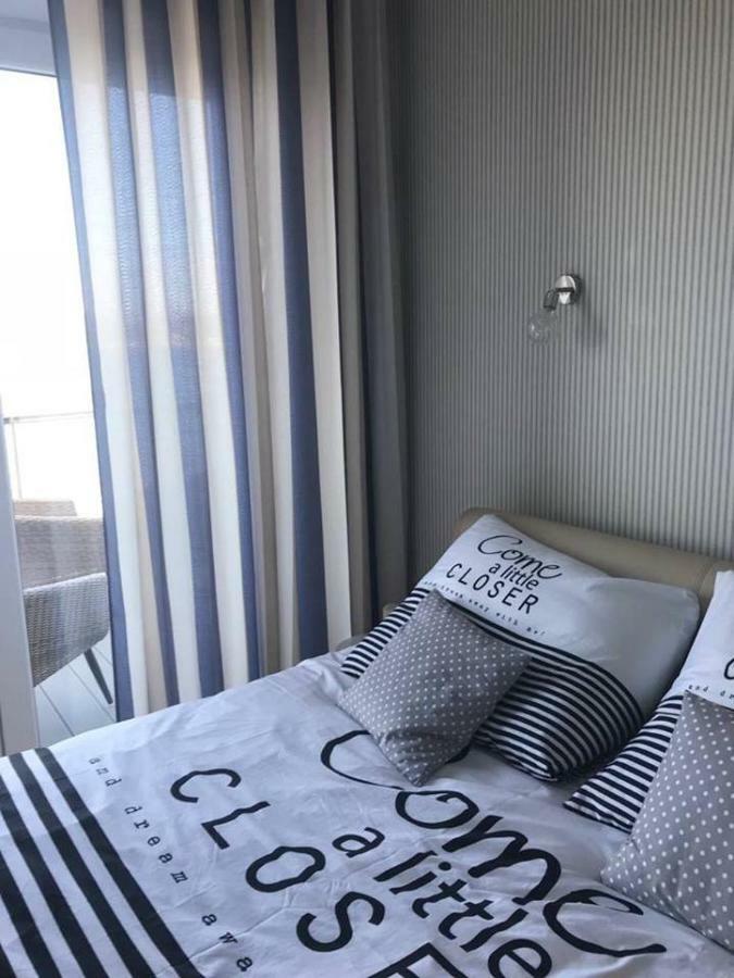 Apartament Z Widokiem Na Jezioro Apartment Rydzewo Exterior foto